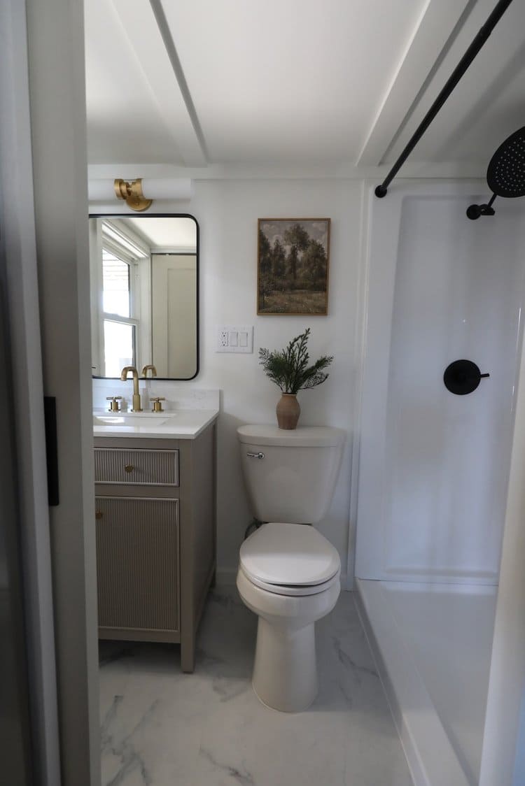 legacy-tiny-house-handcrafted-movement (7)