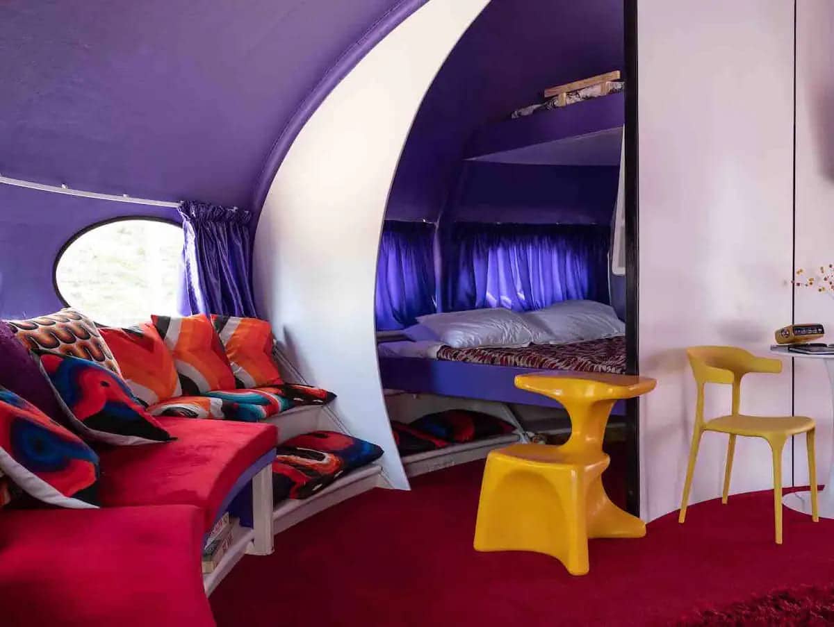 1dc5f180 9e93 45ee b8b5 4187eaa357cb - This retro UFO-Style Futuro House Airbnb Will Transport You to the 70s and Beyond