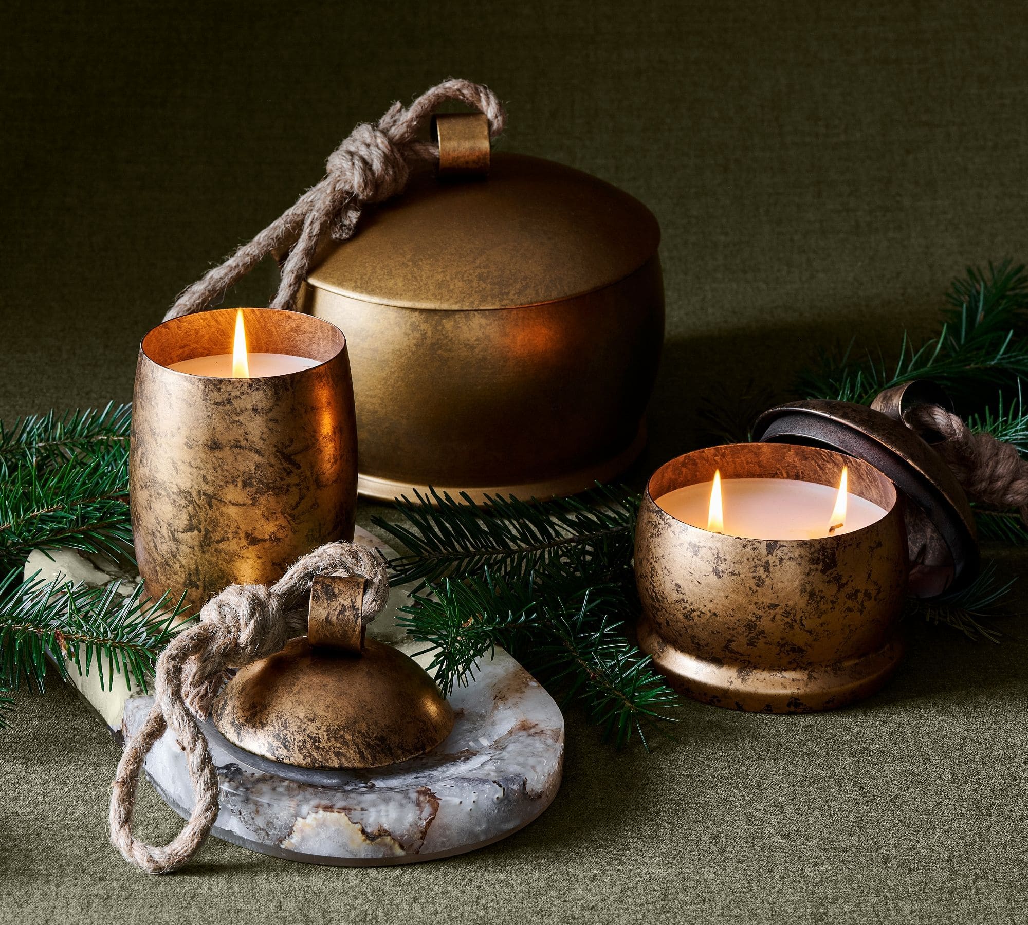st-judes-vintage-bell-candle-winter-spruce-xl