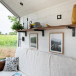 Moulinsart-tiny-house-baluchon (3)